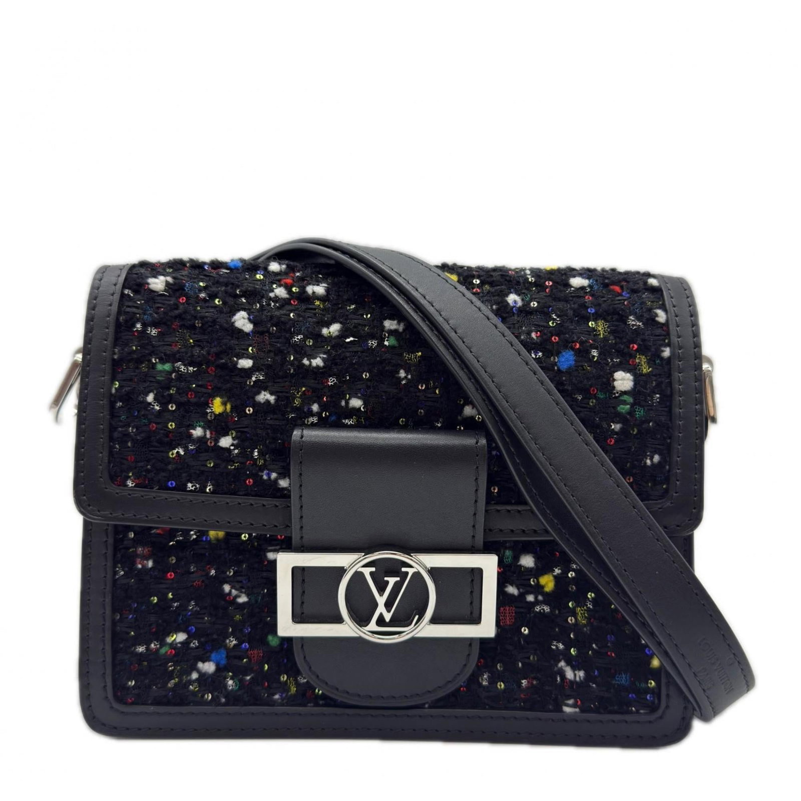 Shoulder Bag Tweed Spangles Leather Louis Vuitton: Shoulder Bag Tweed Spangles Leather Louis Vuitton Tweed, spangles, and leather come together in this unique Louis Vuitton shoulder bag. The black and multi-color design features a flap closure and mea