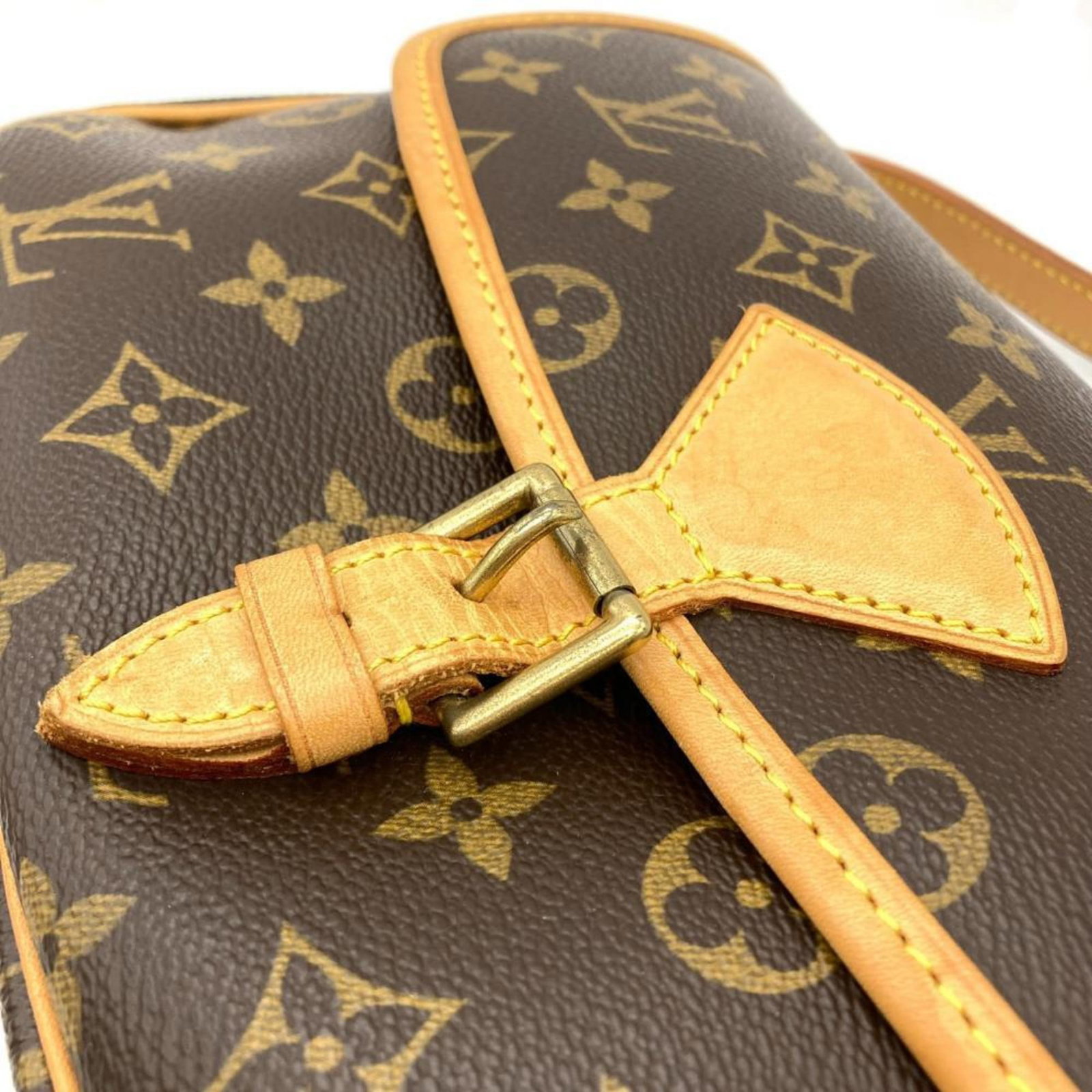 Shoulder Bag Monogram By Louis Vuitton - 4