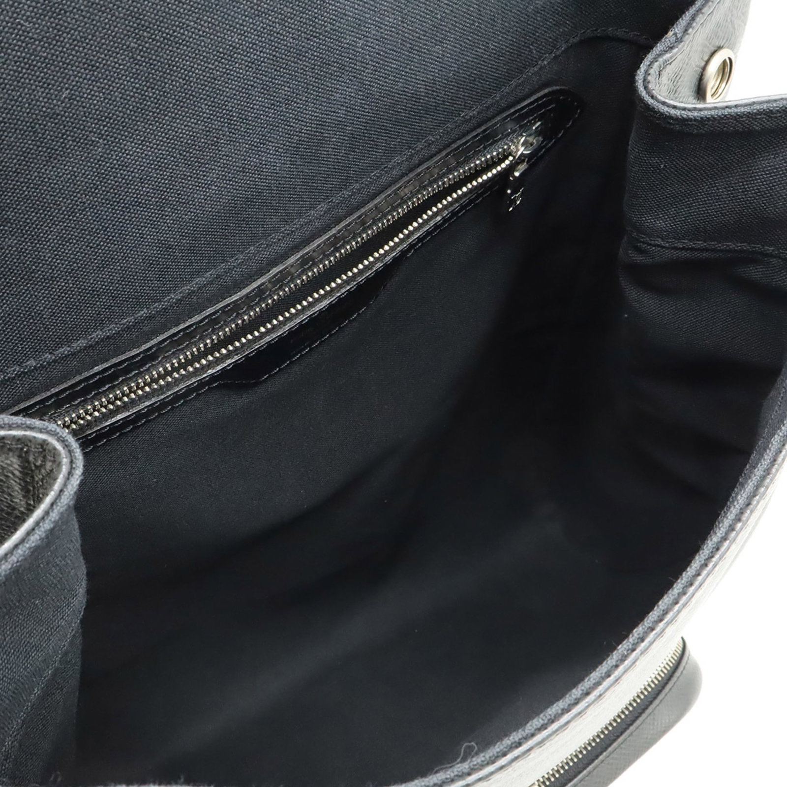Backpack Taiga Leather Louis Vuitton - 7