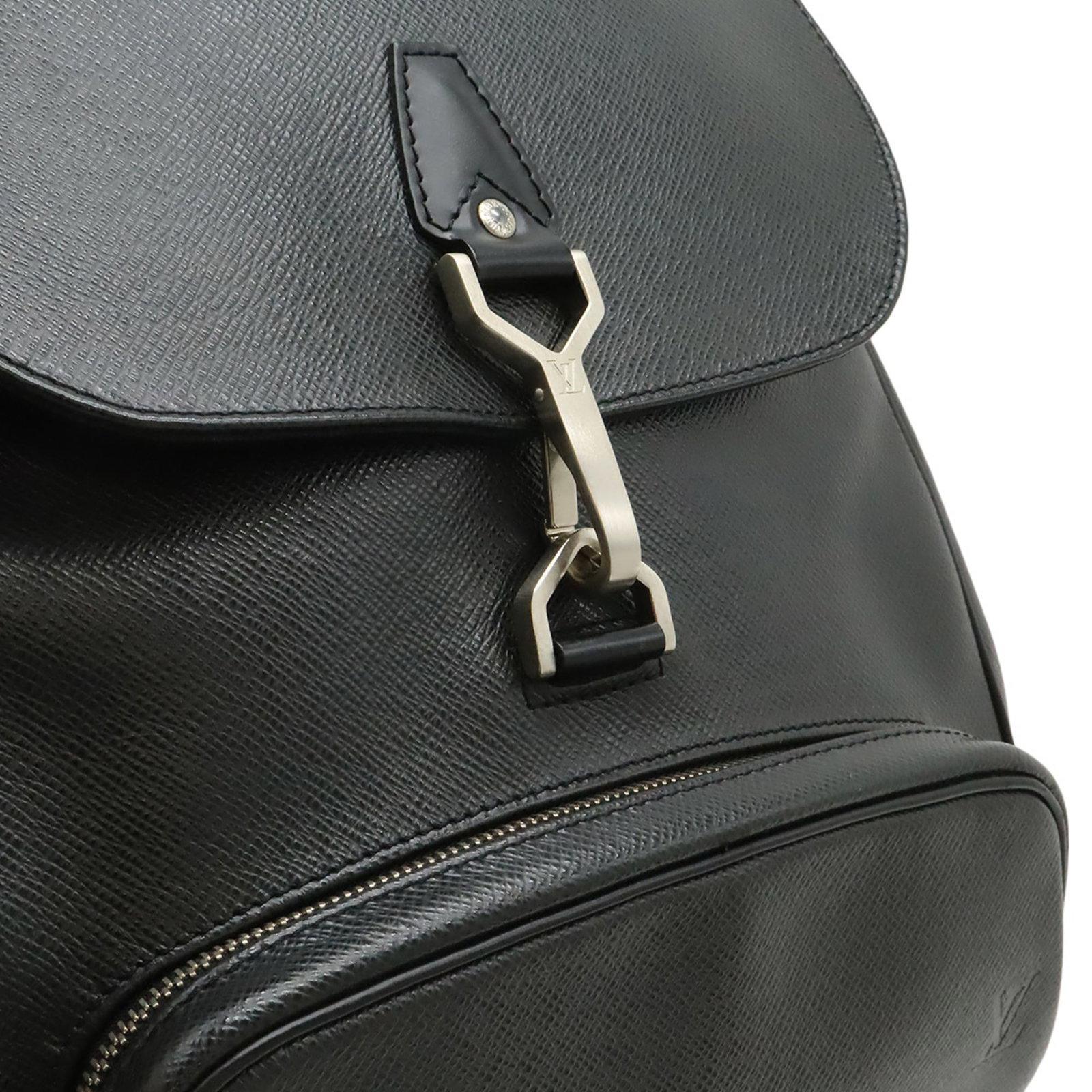 Backpack Taiga Leather Louis Vuitton - 9