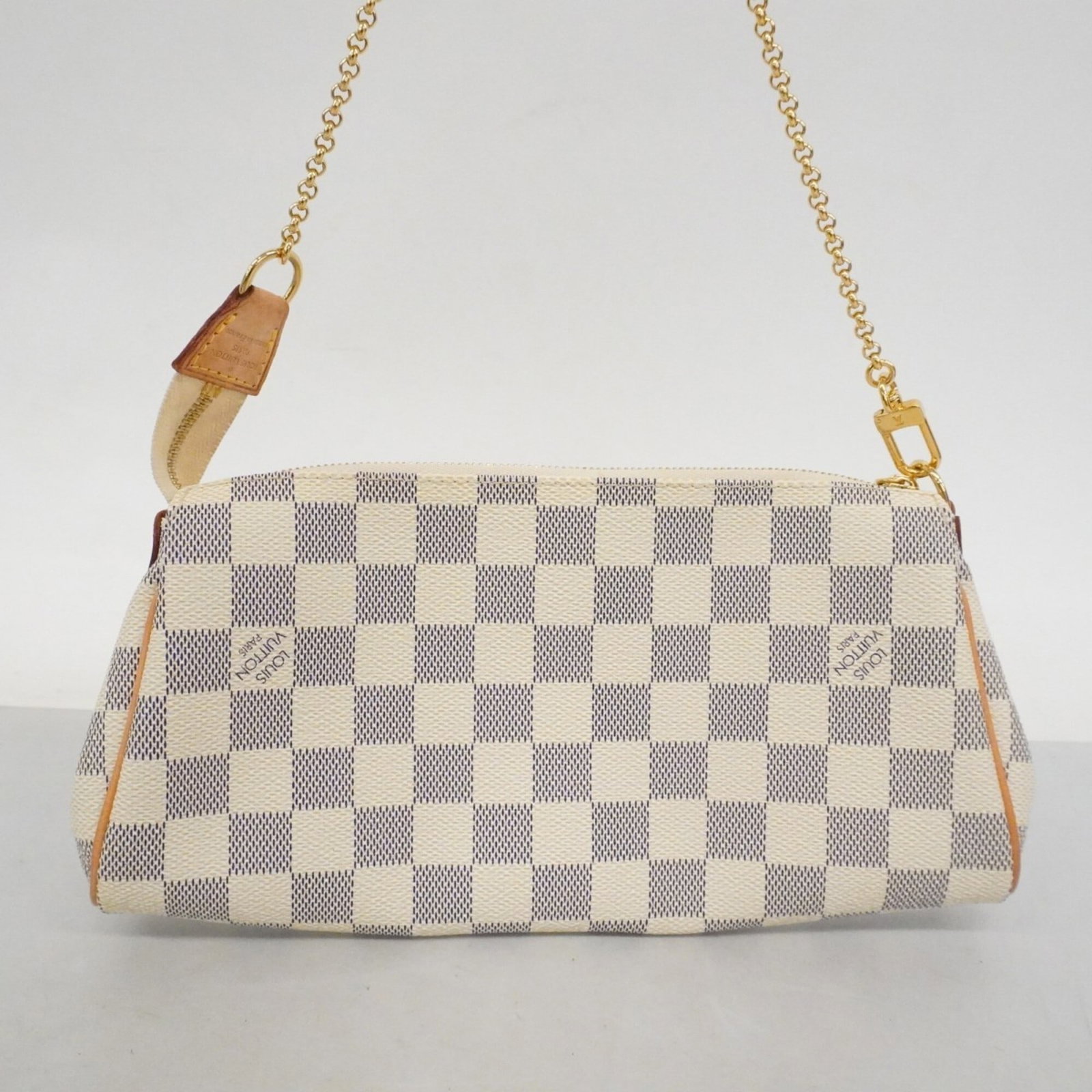 Handbag by Louis Vuitton - 12