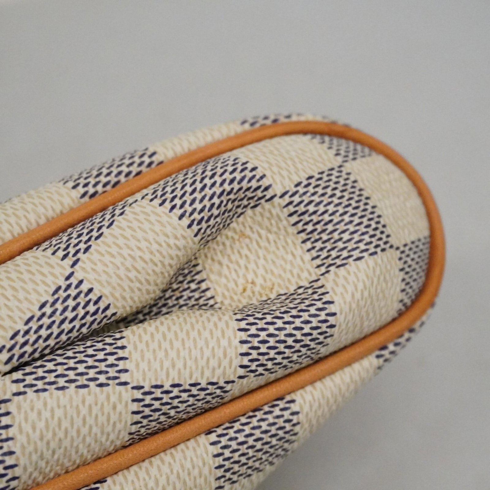 Handbag by Louis Vuitton - 7