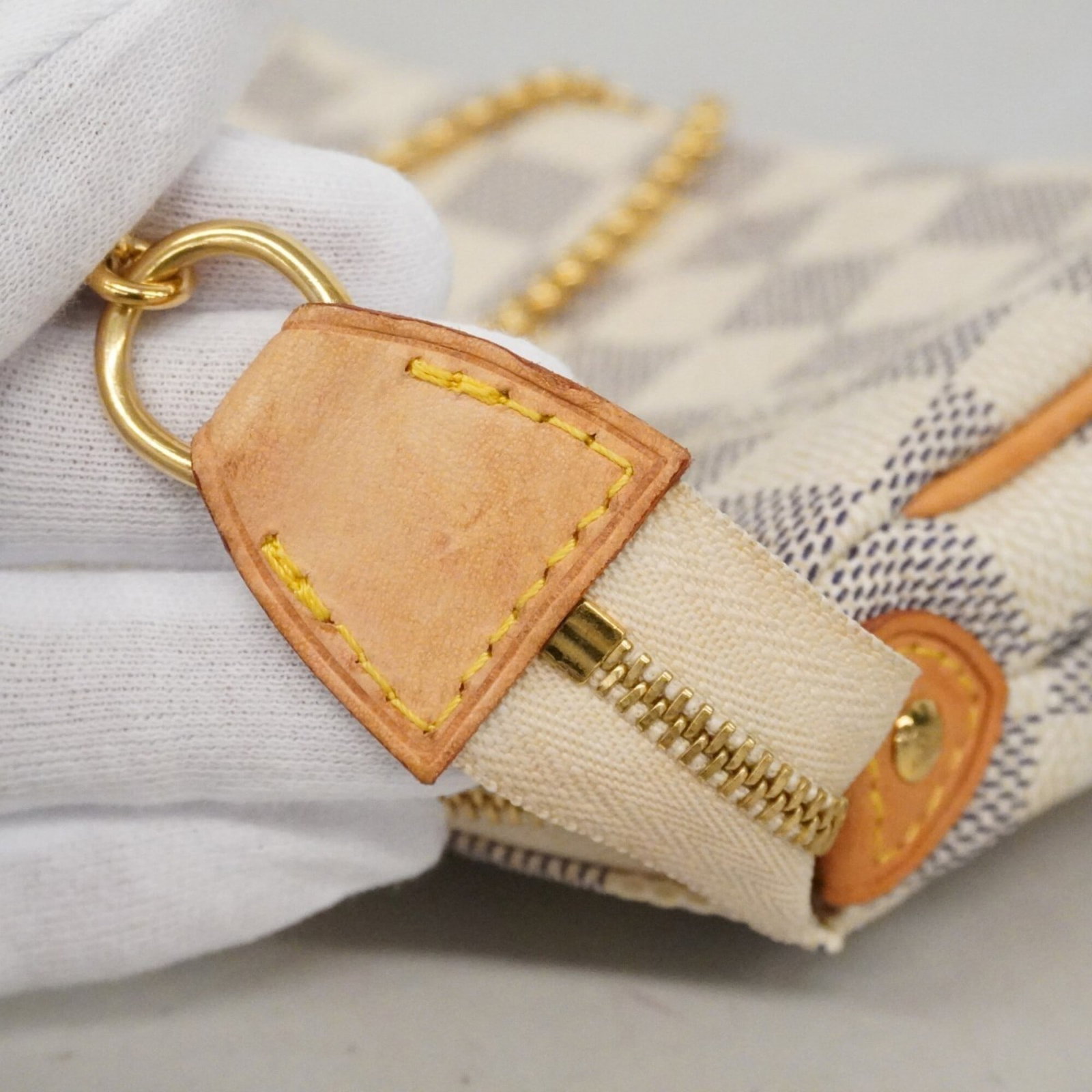 Handbag by Louis Vuitton - 9