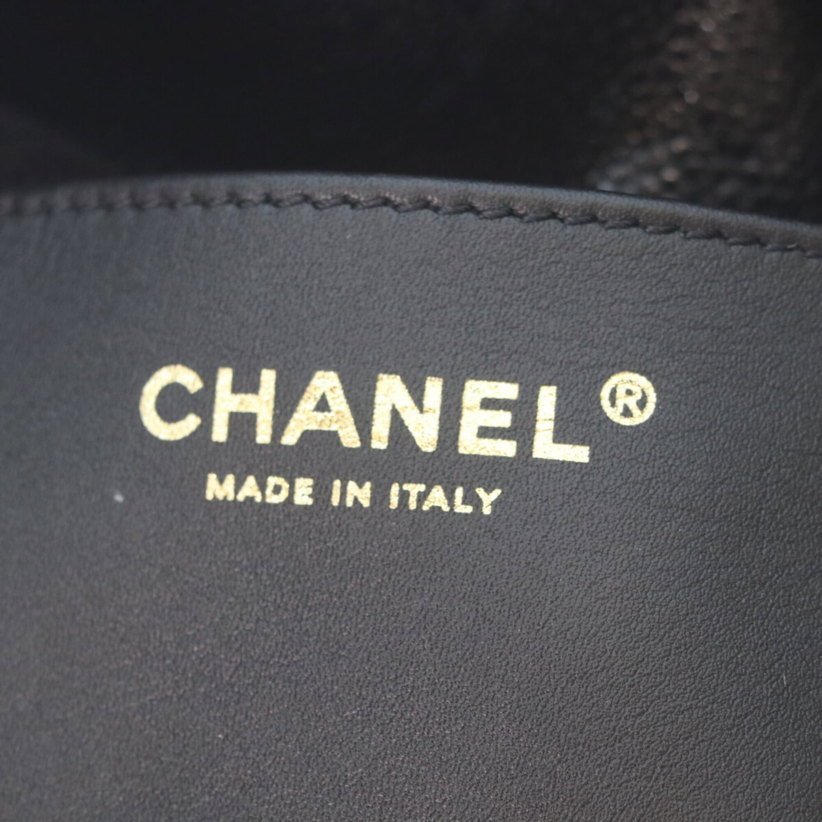 Calfskin Grained Backpack Chanel - 8