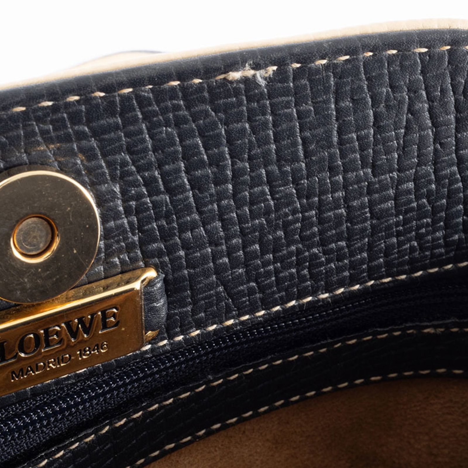 Handbag Leather from Loewe - 15