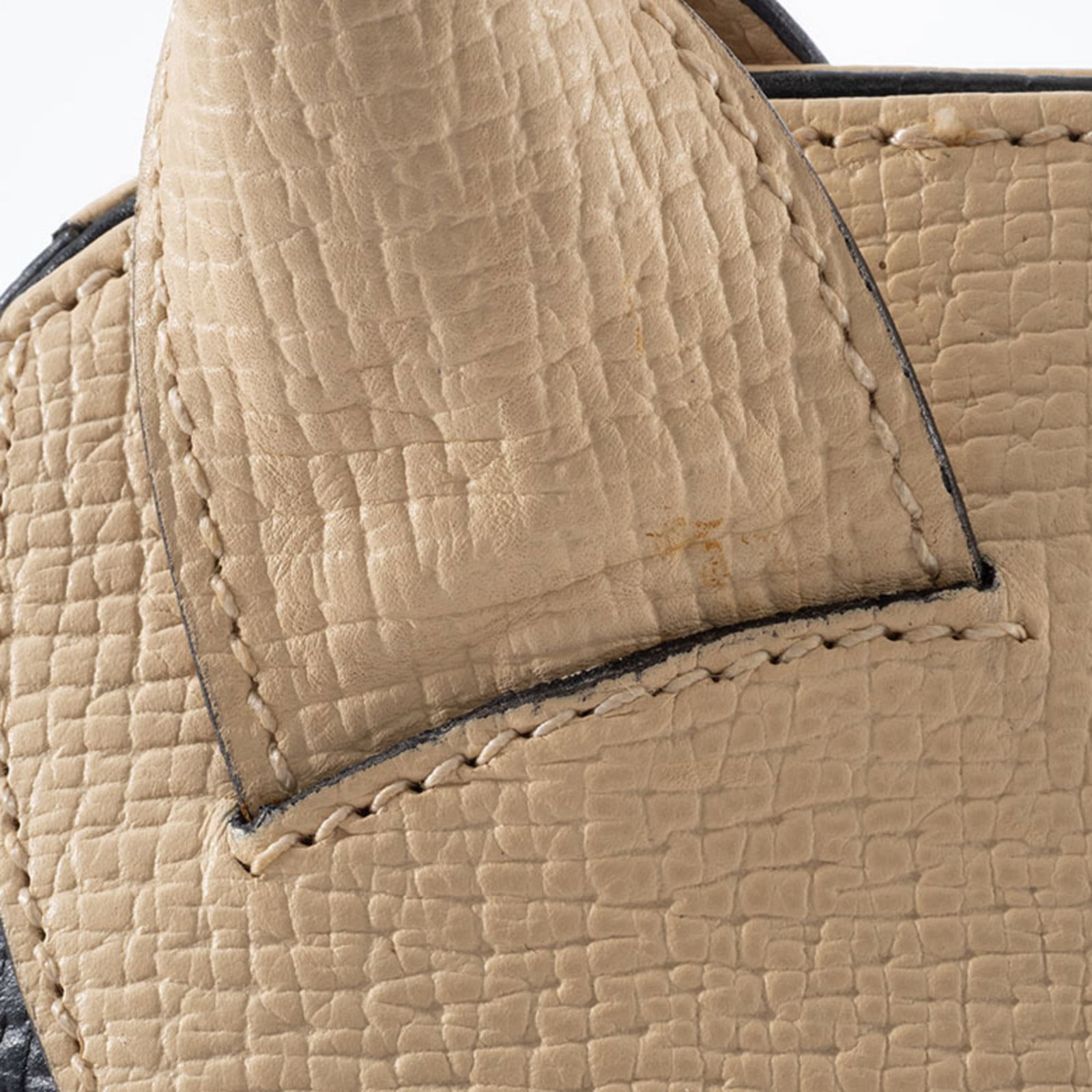 Handbag Leather from Loewe - 16