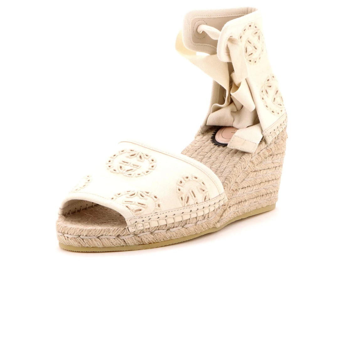 Damita Gucci Espadrilles Women's Interlocking G Embroidered Canvas: Damita Gucci Espadrilles Women's Interlocking G Embroidered Canvas Neutral canvas espadrilles with interlocking G embroidered design, featuring jute and leather interior details. Minor fraying and