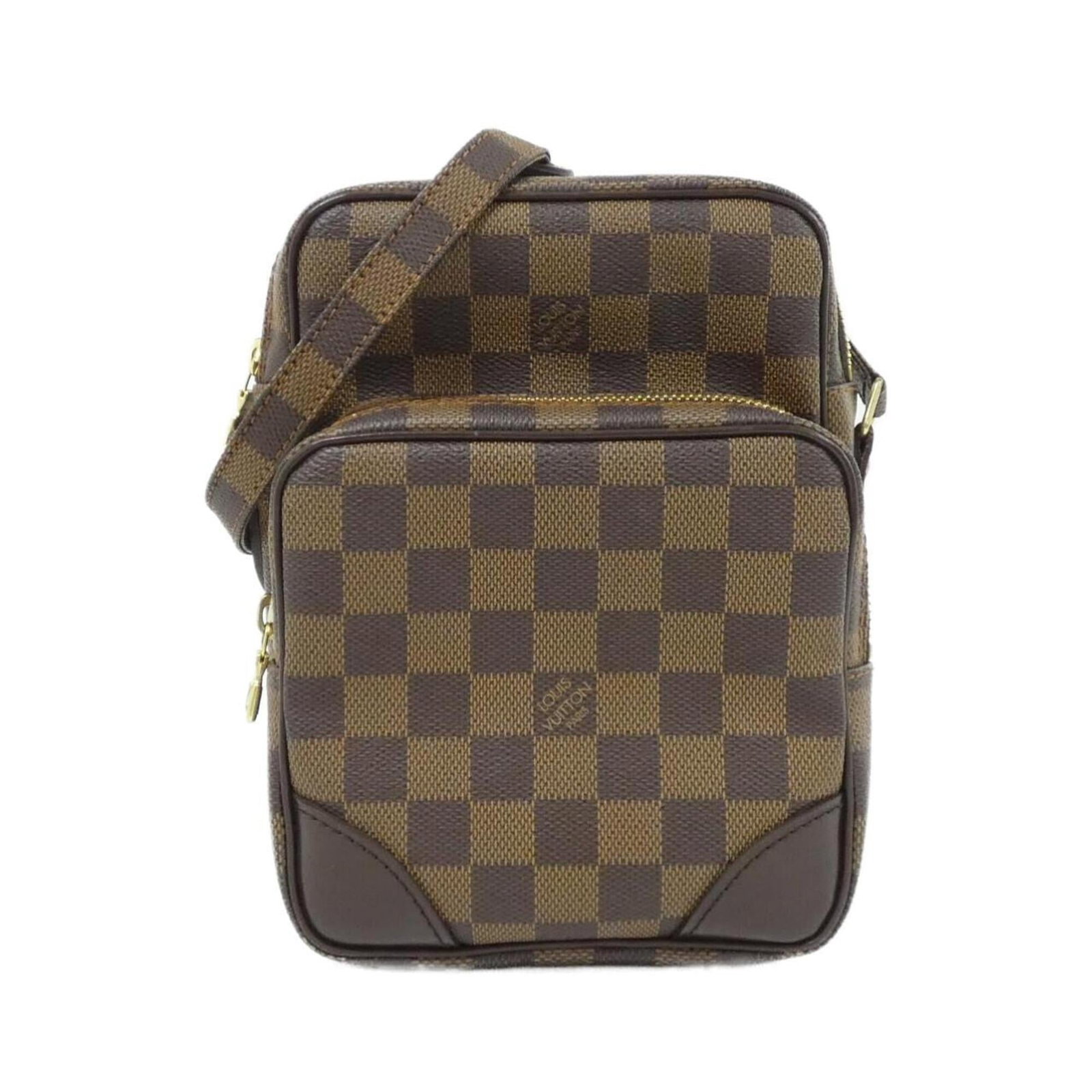 Coated Canvas By Shoulder Bag Louis Vuitton: Coated Canvas By Shoulder Bag Louis Vuitton Coated canvas by shoulder bag in brown, featuring a classic Louis Vuitton design. This pre-owned bag has some scratches and dirt but remains in very good
