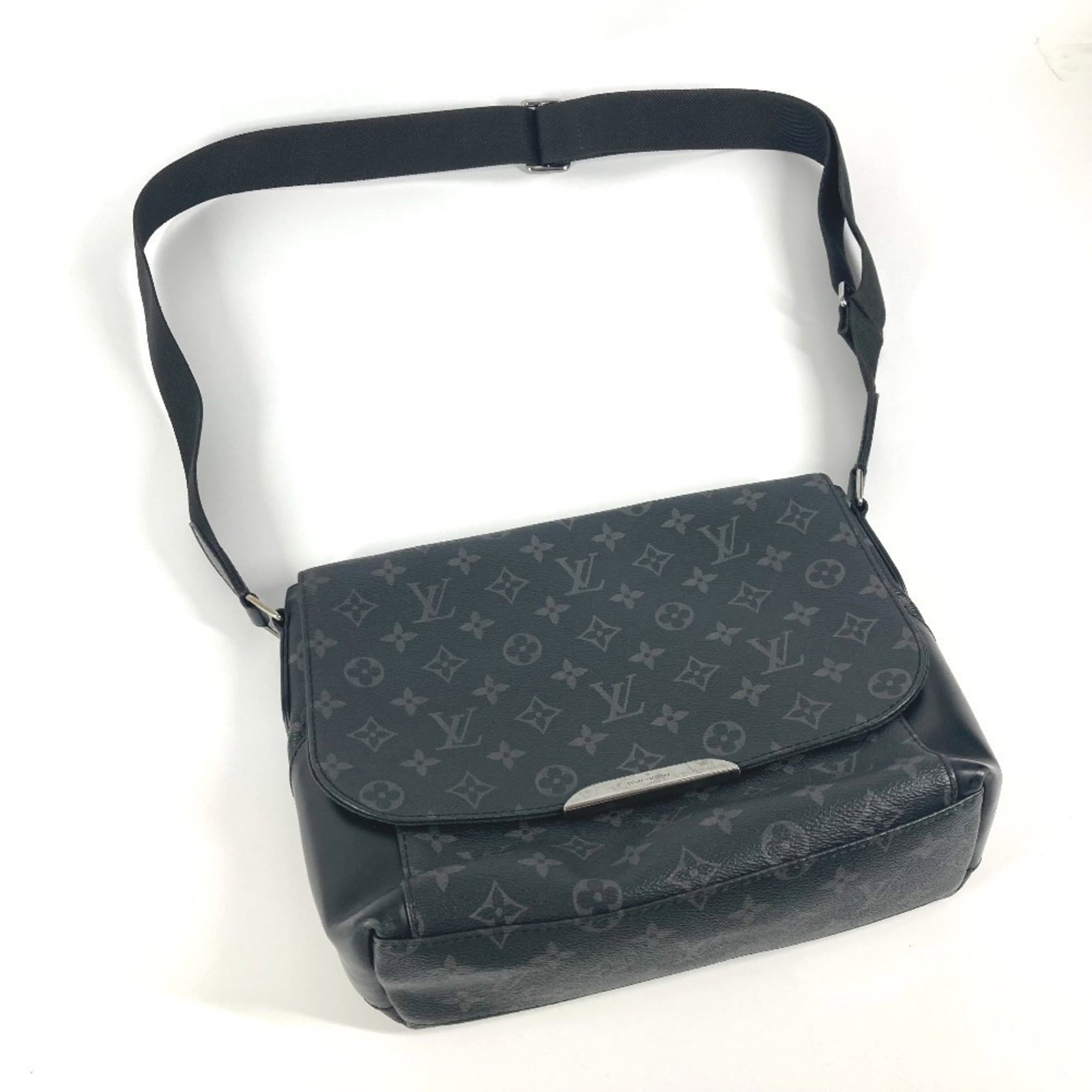 Monogram Eclipse Tote Bag Louis Vuitton - 11