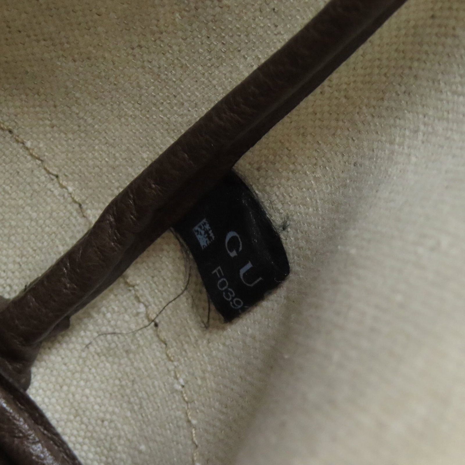 Gucci Handbag Pvc - 7