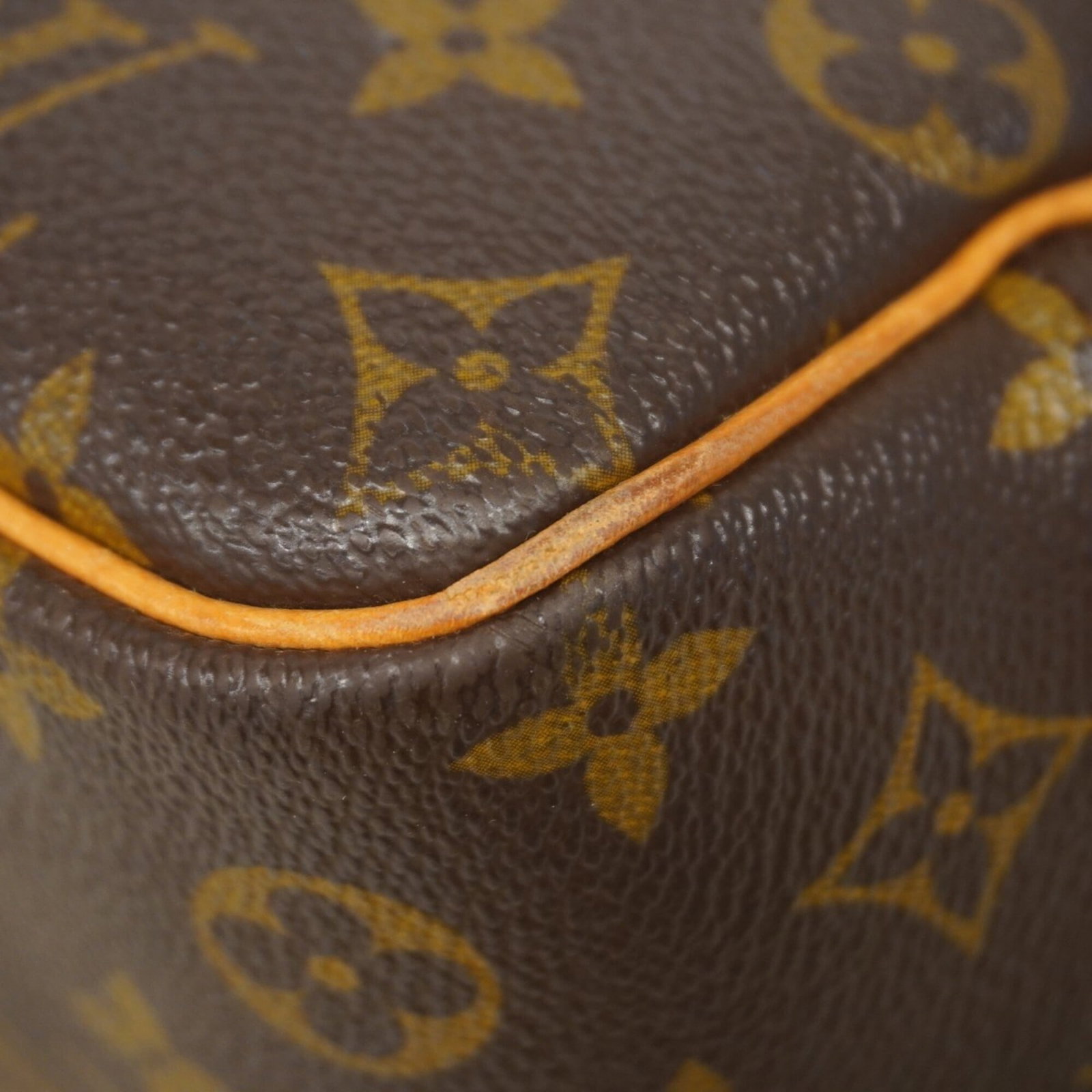 Handbag by Louis Vuitton - 6