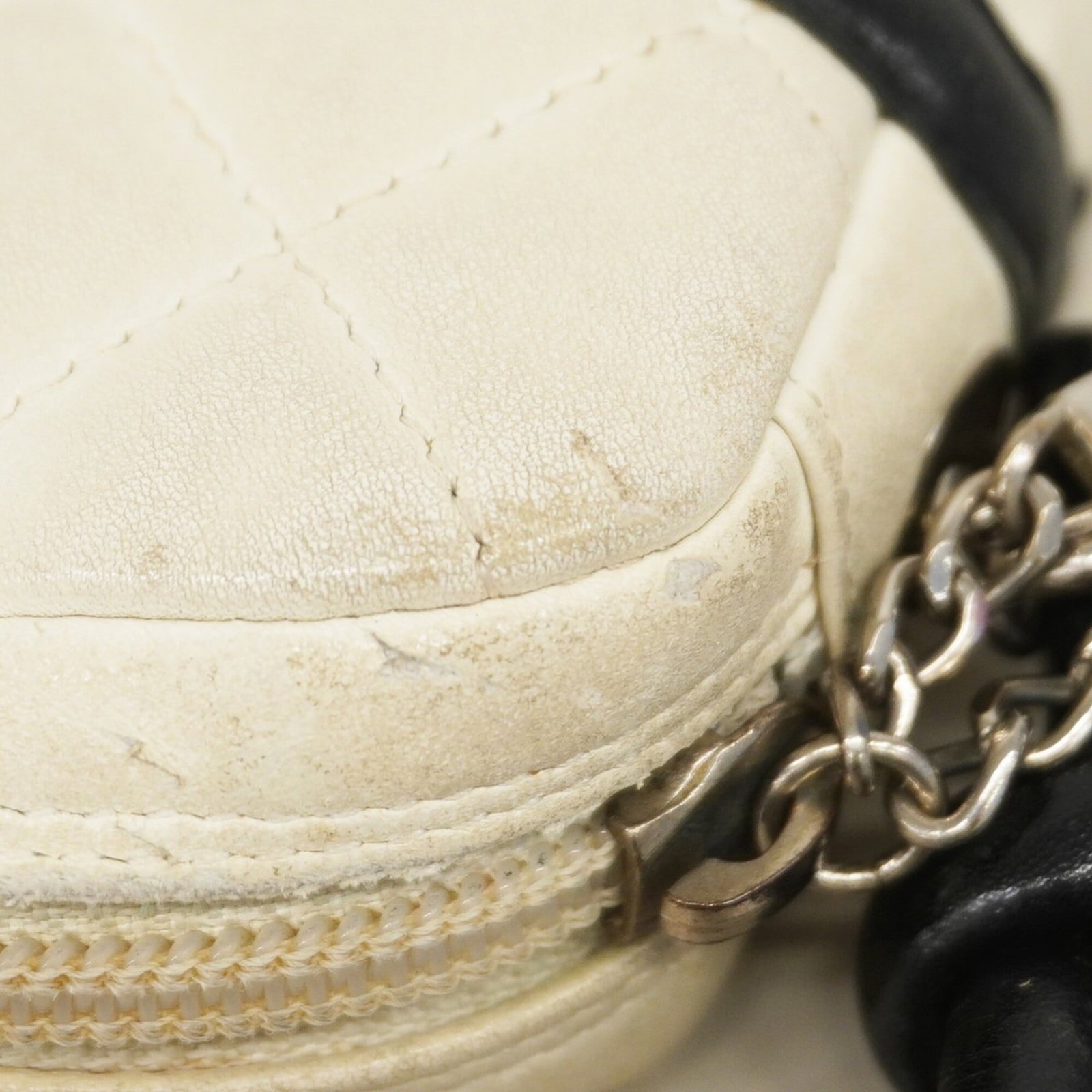 Chanel Handbag Leather - 7