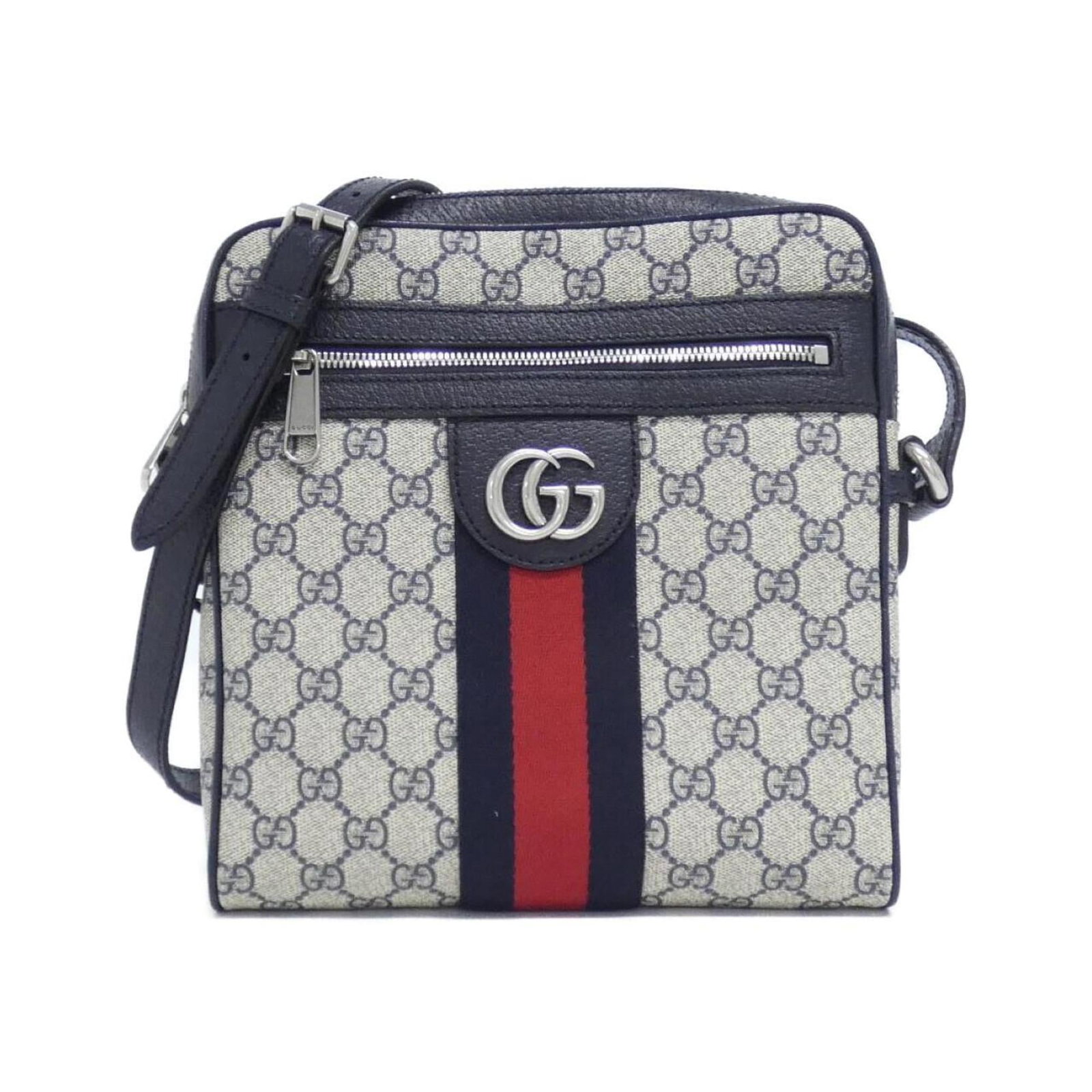 Gucci supreme shoulder bag: Gucci supreme shoulder bag Used Gucci Supreme shoulder bag in beige and blue, featuring a classic design with a few traces of usage visible. The bag has some scratches and dirt but remains in very