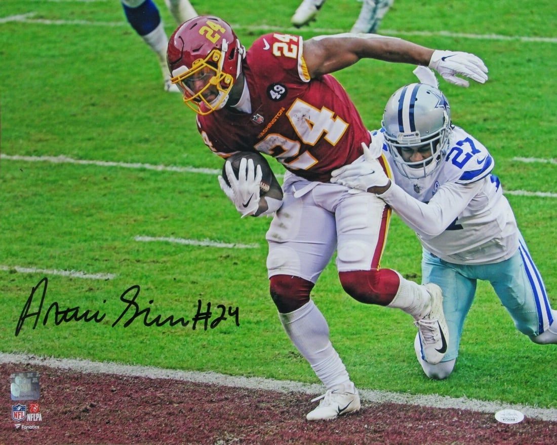 Antonio Gibson Washington Football Team Signed/ Auto 16x20 Photo JSA 157599 (1 of 3)