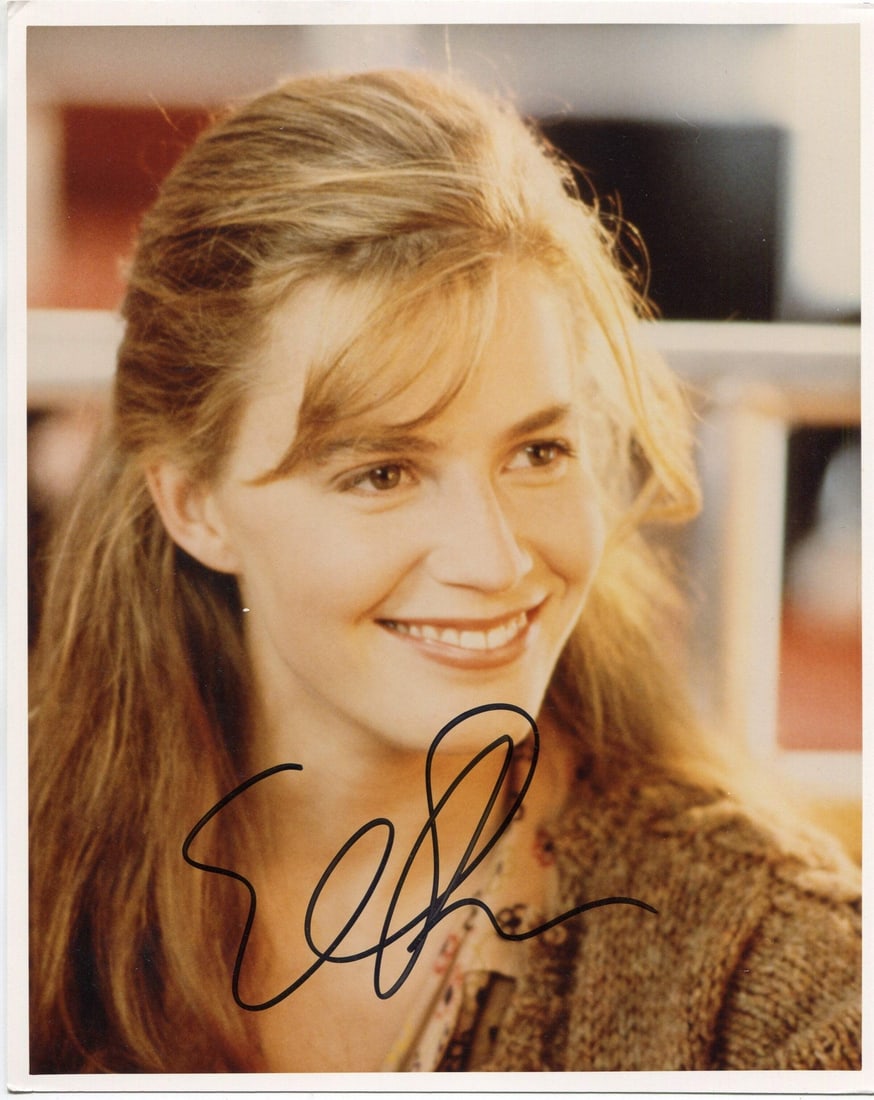 Elizabeth Shue Autographed 8x10 Photo: Elizabeth Shue Autographed 8x10 Photo Item Specifics: Photo is signed in black sharpie Item is authenticated by Rich Altman's , and will be accompanied with a COA from . Product Disclaimer: Not affili