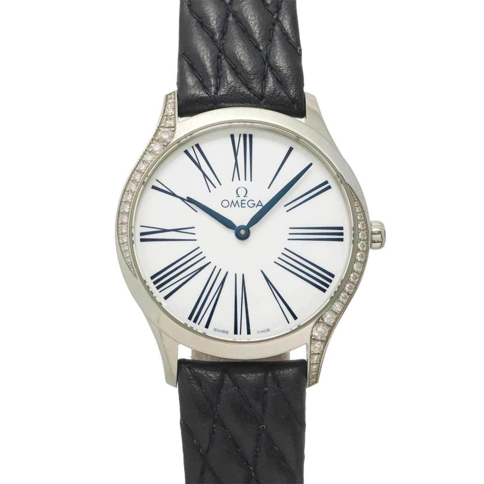 Omega Wristwatch: Omega Wristwatch Omega Wristwatch - A Timeless Classic in Excellent Condition. This stunning Omega wristwatch boasts a sleek stainless steel case and a white leather-strapped band, making it a