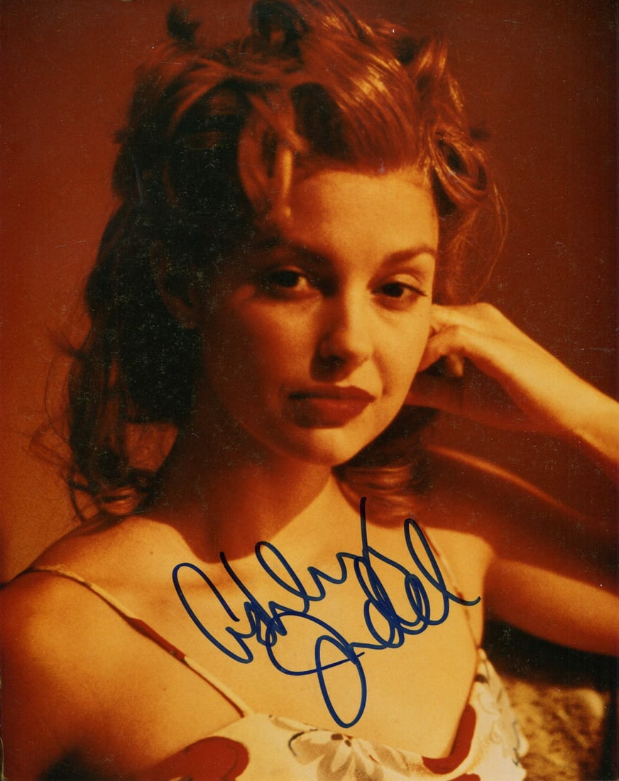 Ashley Judd Autographed 8x10 Photo (1 of 1)