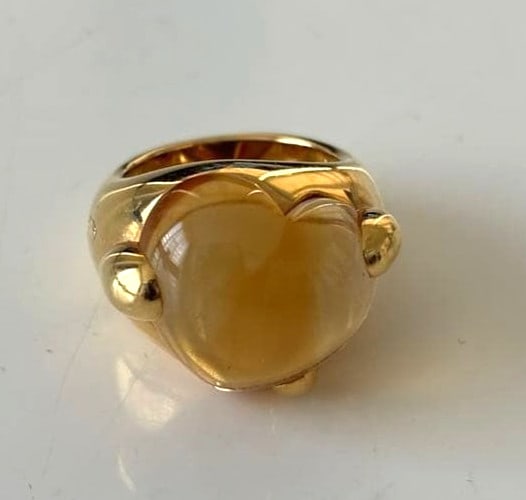 Orange Stone Griffe Heart 18k Gold Pomellato Vintage Cocktail Ring Rare: Orange Stone Griffe Heart 18k Gold Pomellato Vintage Cocktail Ring Rare Item Specifics: Shape: Heart Main Stone Creation: Natural Occasion: Anniversary Birthday Christening Christmas Engagement Gradua