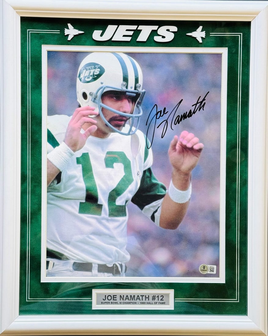 Joe Namath Autographed Jets 11x14 Framed Football Photo (Beckett) (1 of 3)