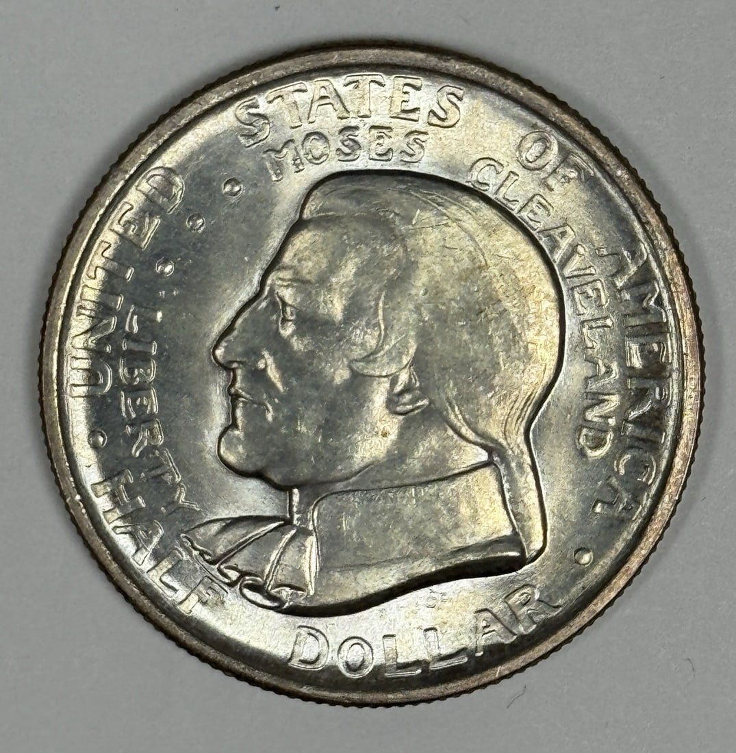 CLEVELAND COMMEMORATIVE 1936 HALF DOLLAR UNCIRCULATED LOOKS GEM (1 of 3)