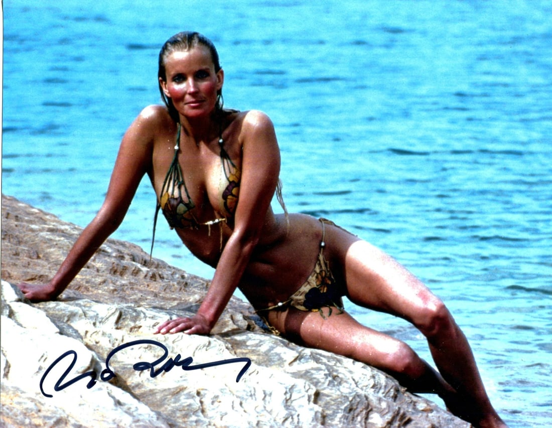 Bo Derek Autographed 8x10 Photo: Bo Derek Autographed 8x10 Photo Authentic Bo Derek signed 8x10 photo, bearing her signature in black sharpie across the front. Provided with authentication from Rich Altman and a Certificate of Authen