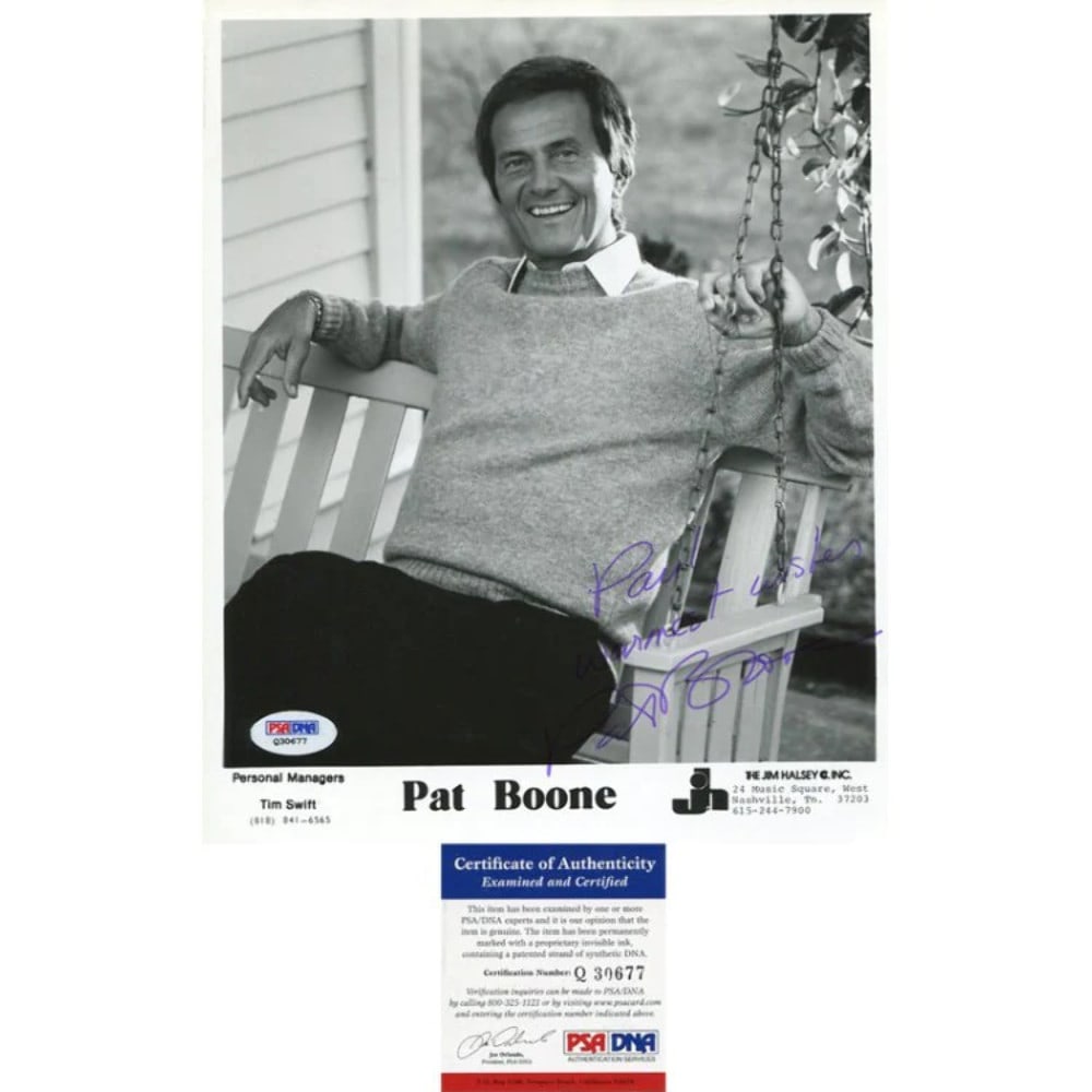 Pat Boone Autographed 8x10 Photo PSA: Pat Boone Autographed 8x10 Photo PSA Charles Eugene Pat Boone's iconic image bears his signature, a notable aspect of this 8x10 photo. A legendary singer and actor from the 1950s and early 1960s, Pat 