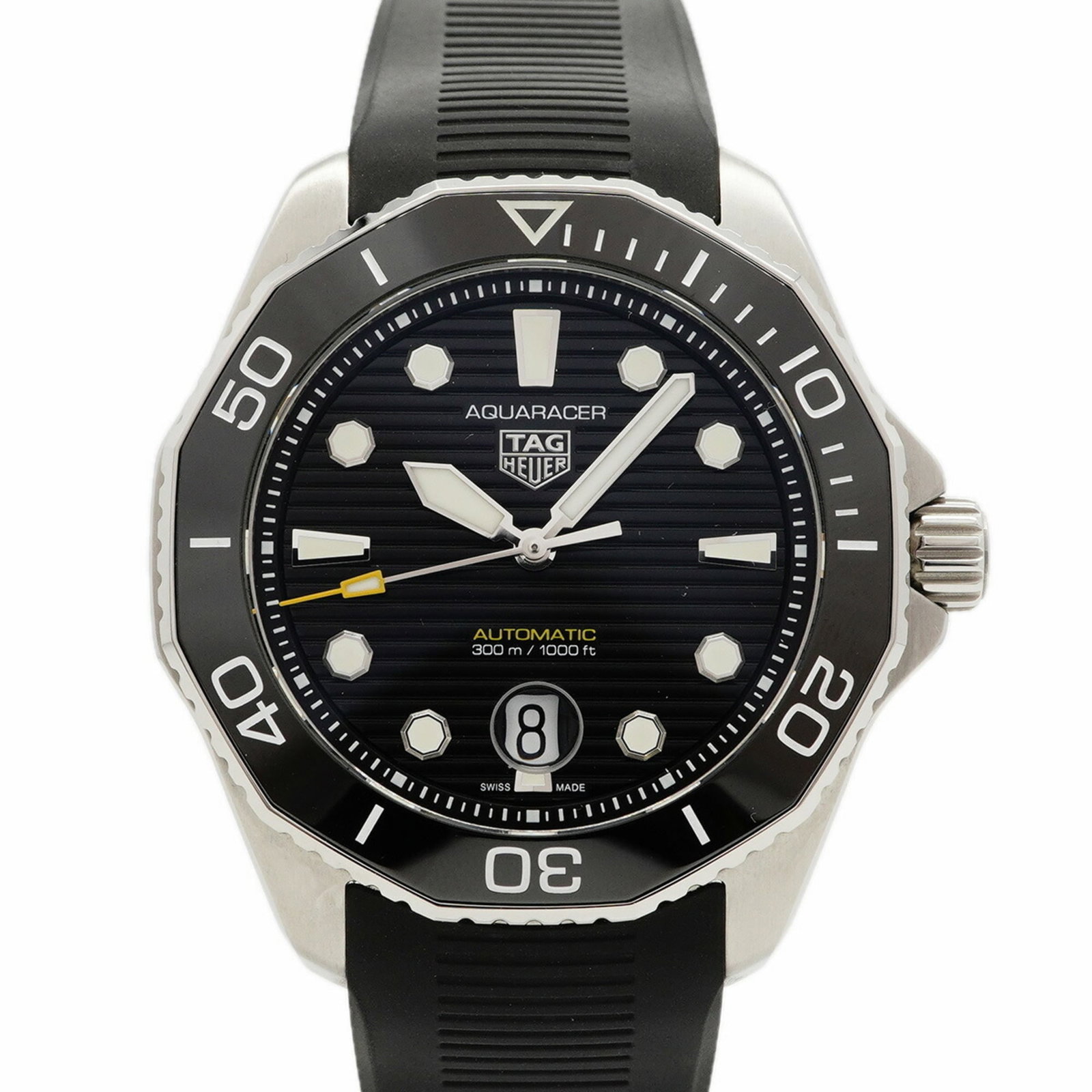 Tag Heuer Wristwatch: Tag Heuer Wristwatch Tag Heuer Wristwatch - A Timeless Classic. This black rubber band Tag Heuer wristwatch boasts a sleek 43.5mm case diameter and features a durable design that stands the test of