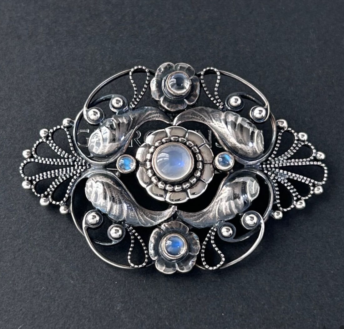 Georg Jensen No.172A Moonstone Pin Brooch Sterling Silver With Original Box (1 of 12)