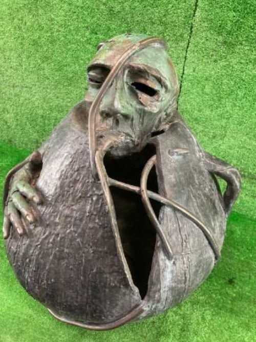 Collectible Bronze Sculpture Modern Rare Art Stamped Object: Collectible Bronze Sculpture Modern Rare Art Stamped Object Item Specifics: Materials Sourced From: NA Antique: NA Shape: NA Occasion: NA Size: NA Item Length: NA Suitable For: NA Vintage: NA Care Ins