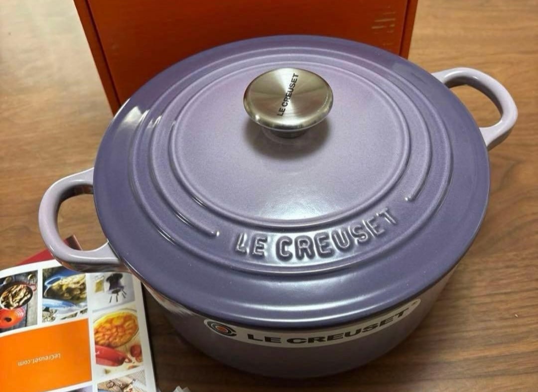 Le Creuset Cocotte Rondo 22cm Bluebell Purple 3.5qt Casserole Enamel Cast Iron (1 of 14)
