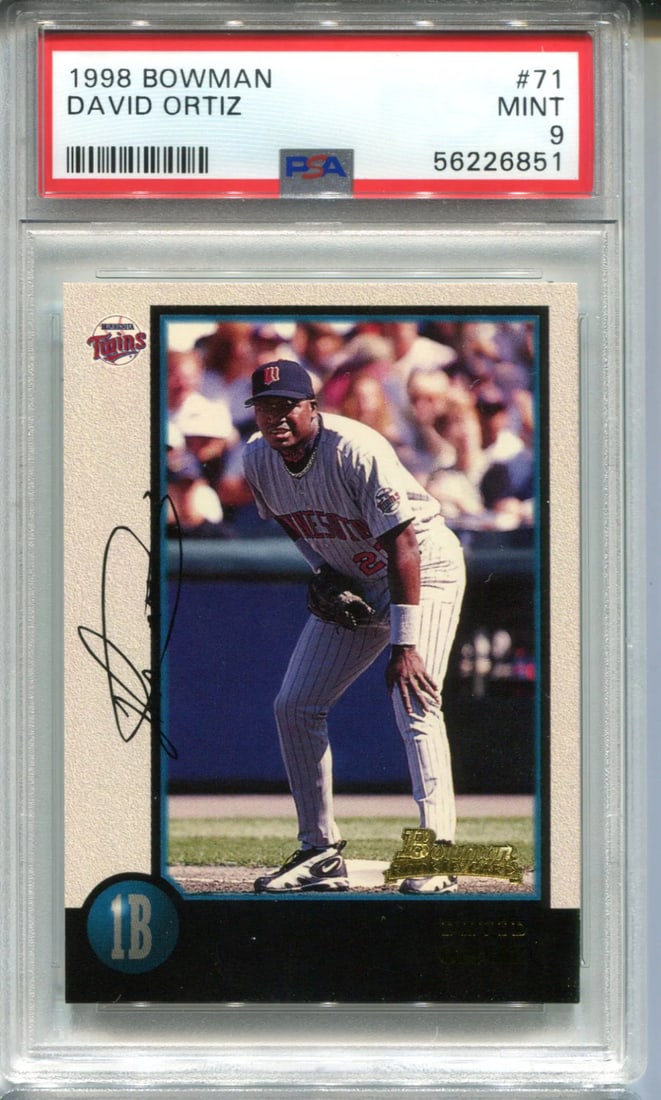 David Ortiz 1998 Bowman #71 PSA Mint 9 RC: David Ortiz 1998 Bowman #71 PSA Mint 9 RC PSA Mint 9 RC, a high-grade card featuring David Ortiz in his Bowman rookie set from 1998. This card boasts excellent condition and is a rare find for