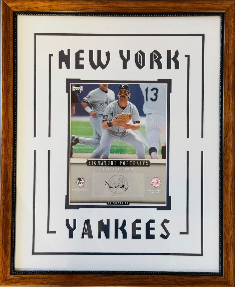 Don Mattingly Autographed Yankees 8x10 Signature Portraits Card Framed (UDA) (1 of 2)