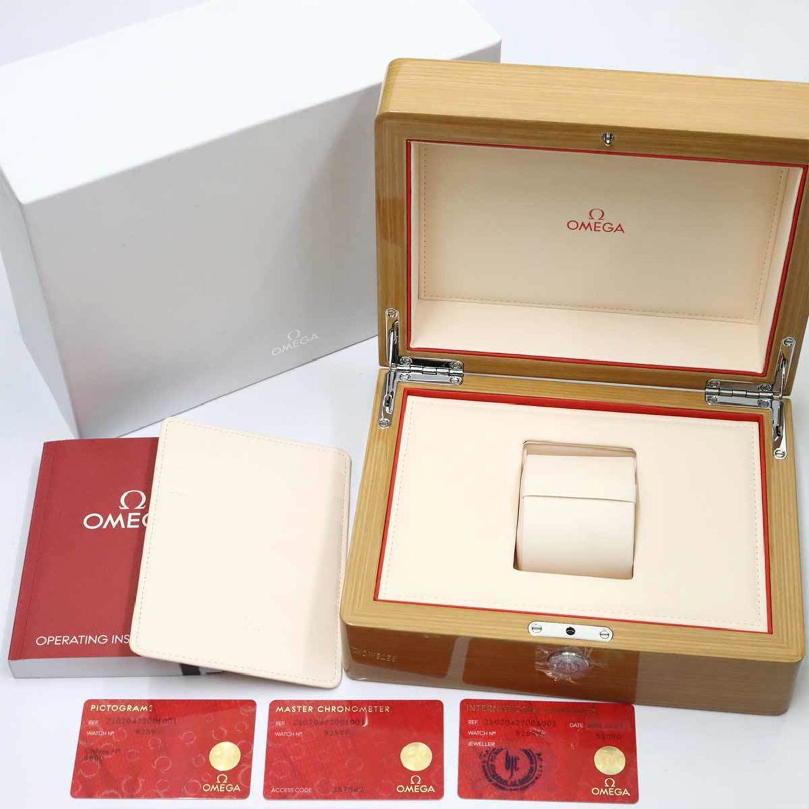 Omega Wristwatch - 2