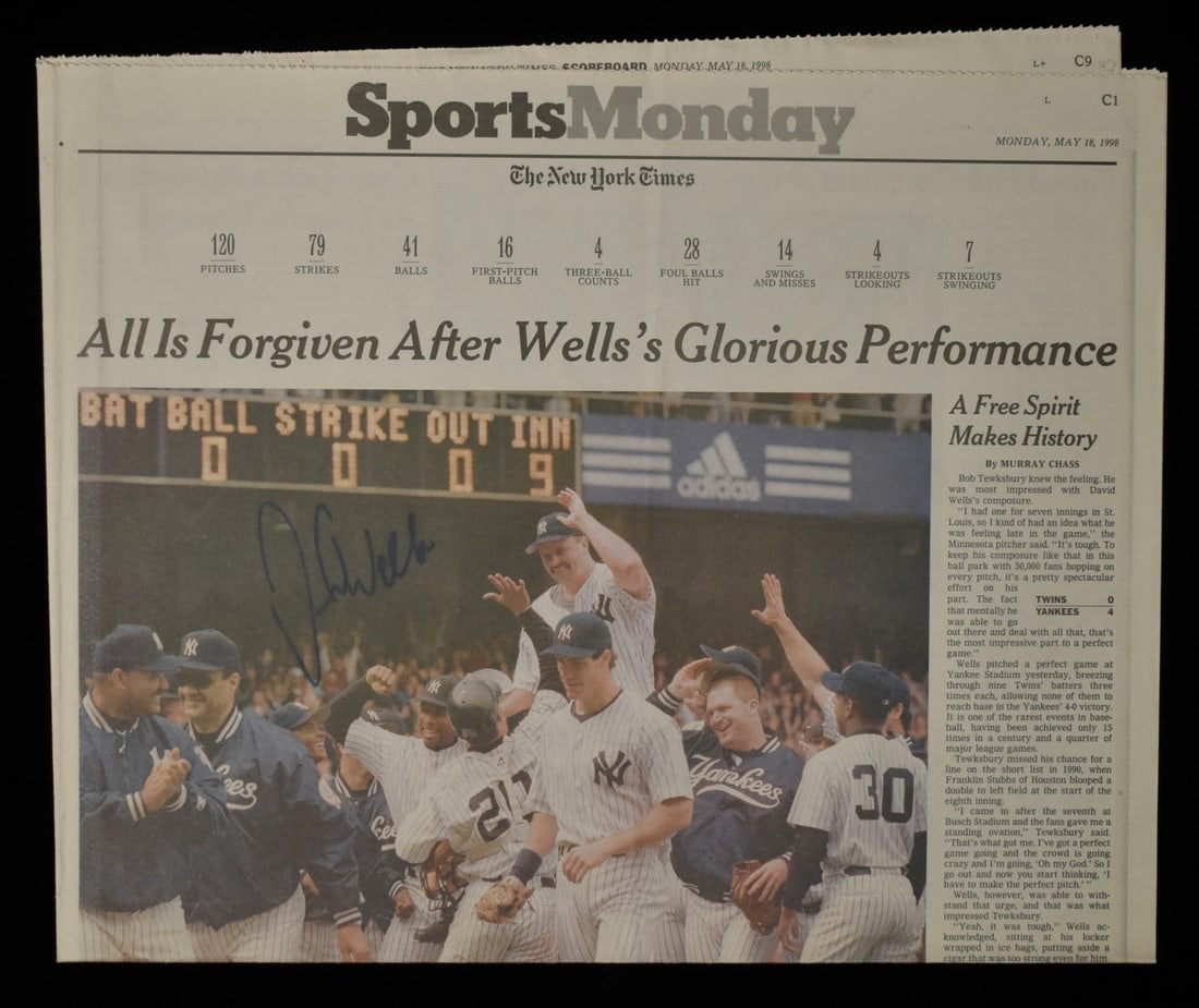 David Wells Signed 1998 New York Times Yankees Perfect Game JSA BA208623 (1 of 2)