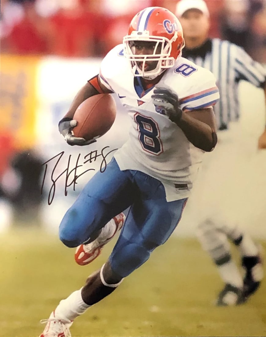 Autographed 8x10 Photo By Percy Harvin: Autographed 8x10 Photo By Percy Harvin Item Specifics: Percy Harvin Autographed University of Florida 8x10 Photo.Signed in sharpie across the front of the photo Autograph is authenticated by , and