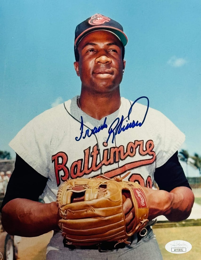Frank Robinson Autographed Baseball Photo JSA (1 of 1)