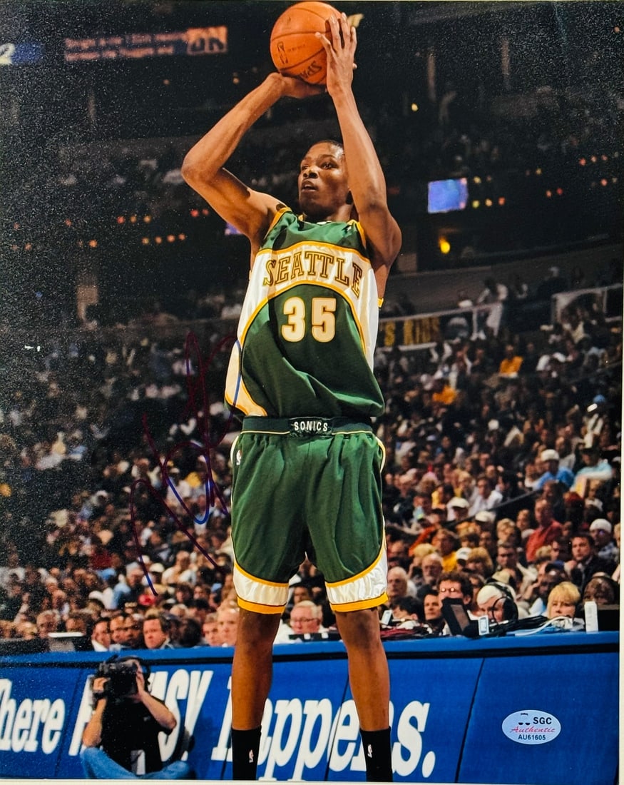 Kevin Durant autographed 8x10 Basketball Photo (SGC) (1 of 1)