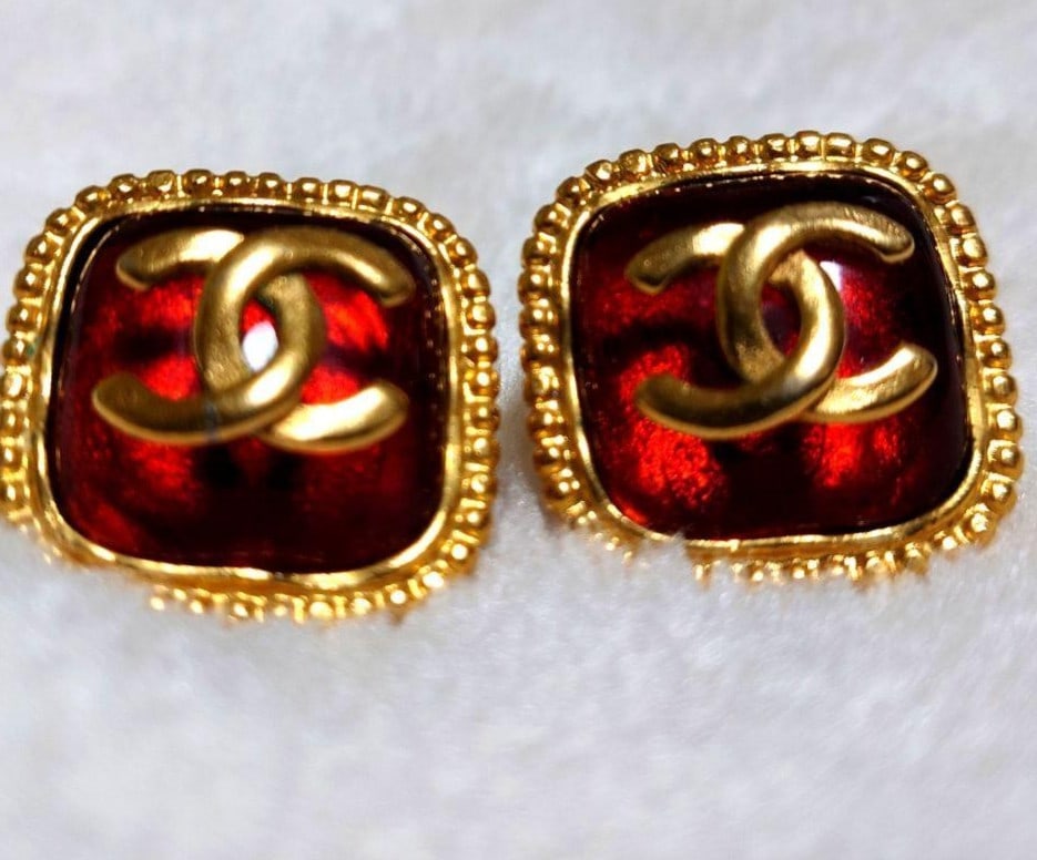 Vintage CHANEL 96A Coco Mark CC Red Stone Square Earring with Original Box (1 of 15)
