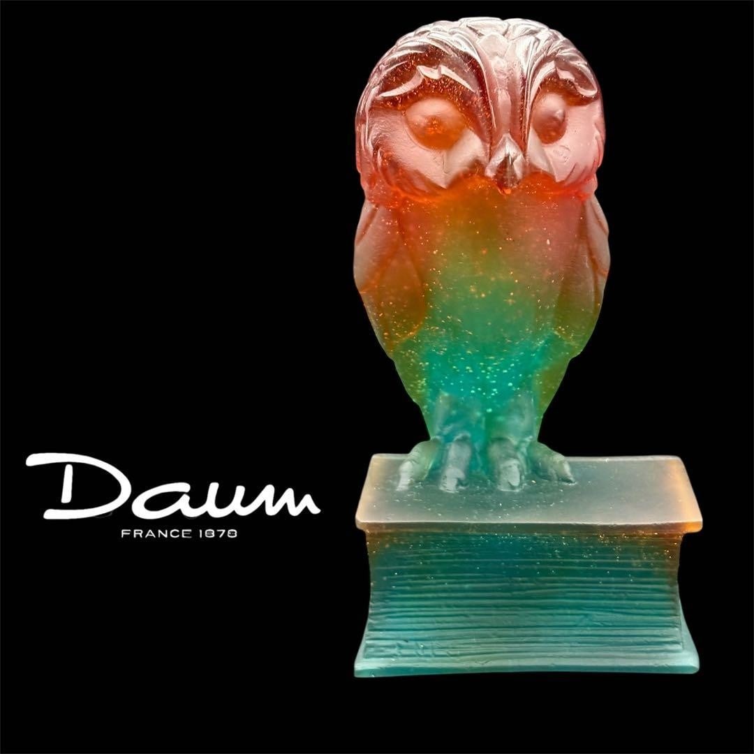 Crystal Owl on Book Sculpture by Pte de Cristal Ltd 151-200: Crystal Owl on Book Sculpture by Pte de Cristal Ltd 151-200 Item Specifics: Artist: Daum France Unit Of Sale: Single Piece Signed By: Daum France Size: Medium Signed: Yes Material: Glass Region Of Ori