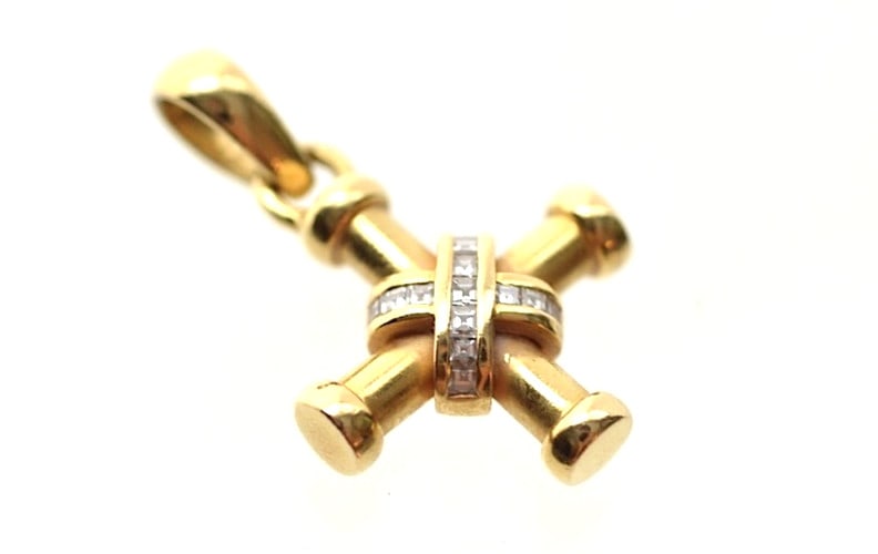 Diamond cross charm pendant necklace gold yellow 18k bvlgari passo doppio top (1 of 6)