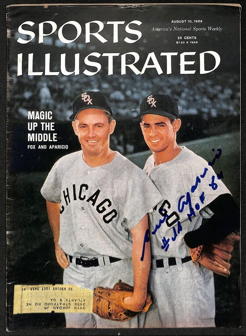 HOF Signed Sports Illustrated Luis Aparicio Magazine White Sox 1959 8 10 Ins: HOF Signed Sports Illustrated Luis Aparicio Magazine White Sox 1959 8 10 Ins The Luis Aparicio HOF Signed Sports Illustrated Magazine, dated 1959, features an iconic baseball legend on the cover.