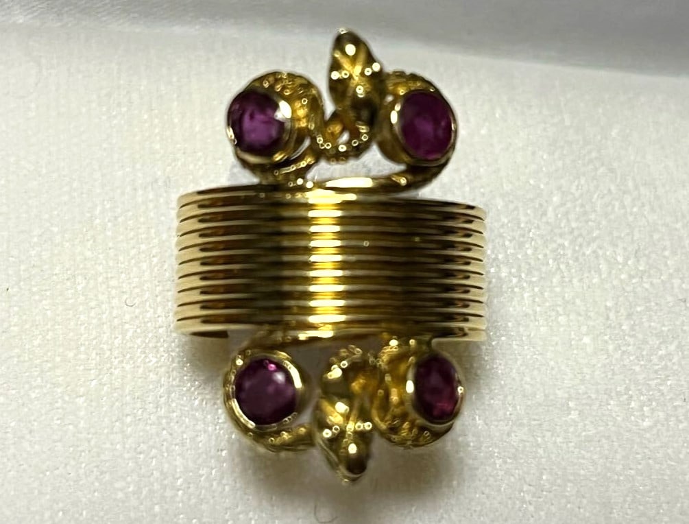 Ilias Lalaounis Vintage Ruby 18k Yellow Wide Band Coil 9 Row Snake Ring: Ilias Lalaounis Vintage Ruby 18k Yellow Wide Band Coil 9 Row Snake Ring Item Specifics: Shape: Snake Occasion: Anniversary Birthday Christening Christmas Engagement Graduation Mother"s Day Valentine"s