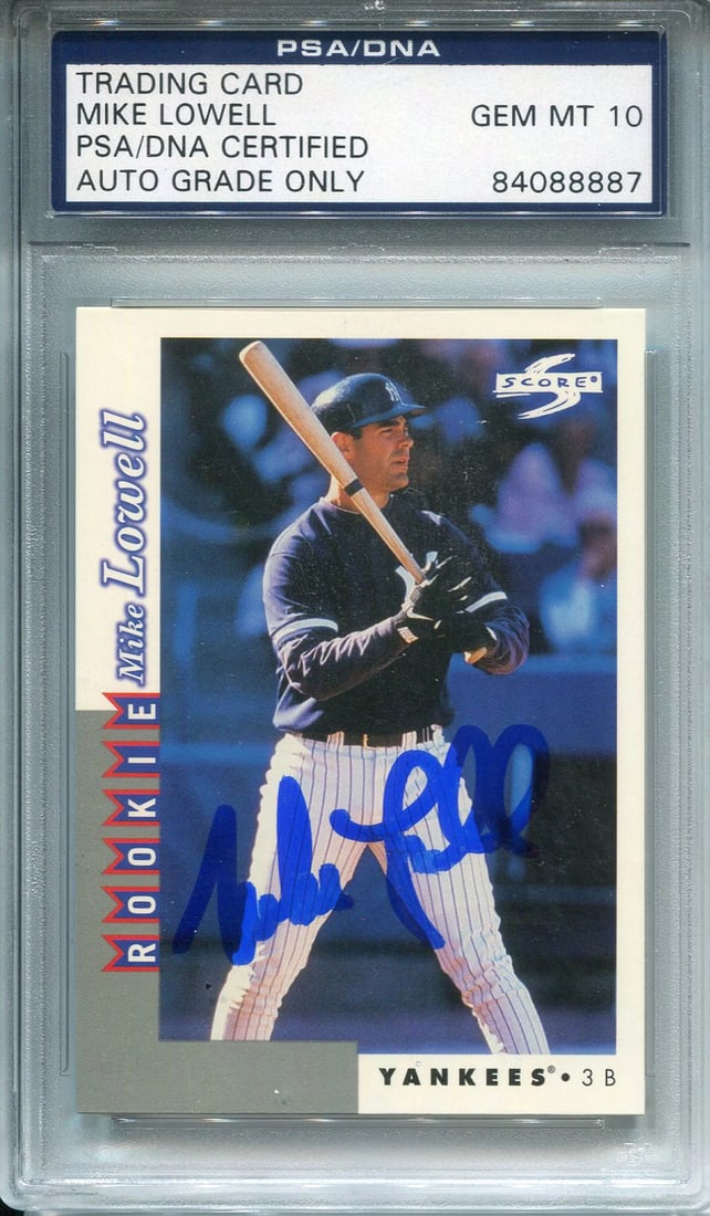 Mike Lowell Autographed 1998 Score Rookie Card (PSA/ DNA) (1 of 1)