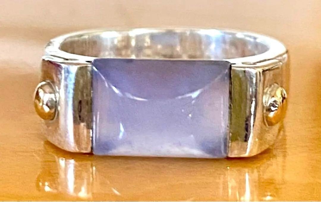 Hermes 925 18k gold ring size 50 signed chalcedony sterling silver vintage: Hermes 925 18k gold ring size 50 signed chalcedony sterling silver vintage Item Specifics: Materials Sourced From: France Shape: Rectangle Occasion: Anniversary Birthday Christmas Engagement Graduatio