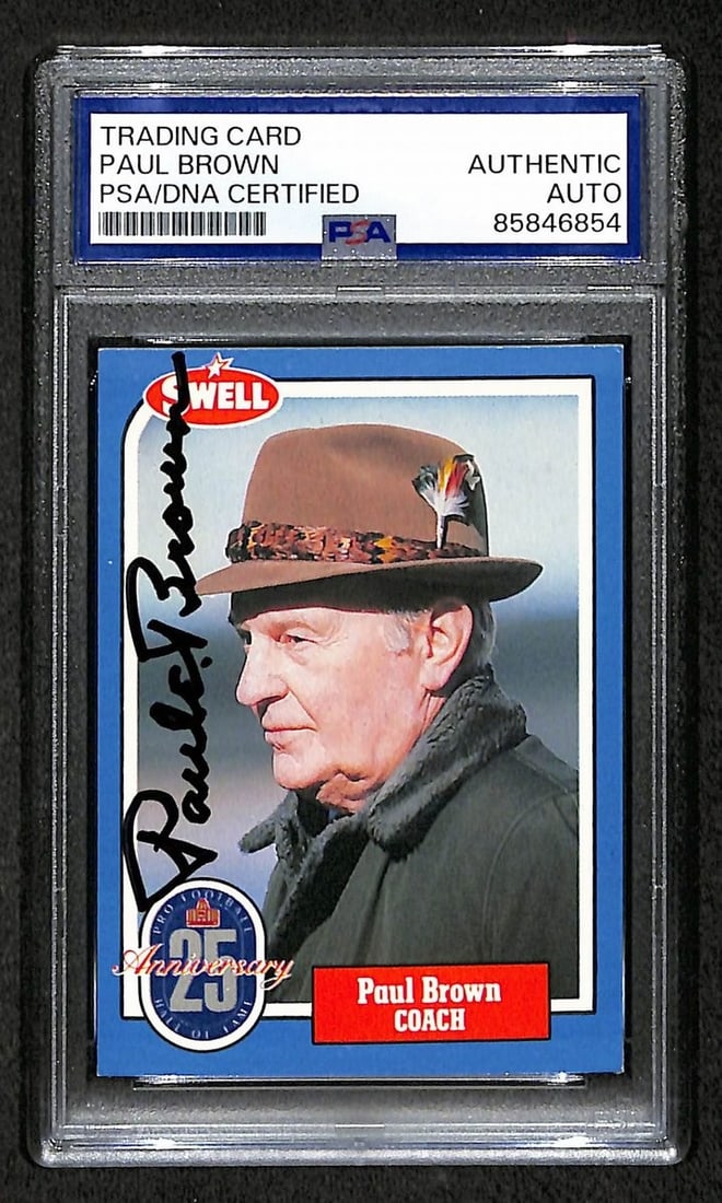 Paul Brown HOF 1988 Swell Card Autographed/ Signed Browns PSA/ DNA 210658: Paul Brown HOF 1988 Swell Card Autographed/ Signed Browns PSA/ DNA 210658 Paul Brown, a legendary coach in the NFL Hall of Fame, has signed this 1988 Swell Card featuring his likeness. The card bears