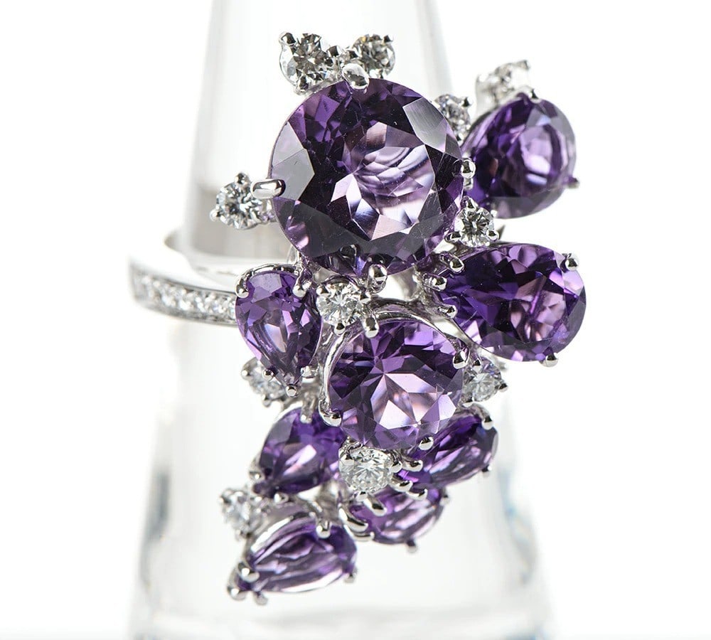 Damiani Amethyst Diamond 18k White Gold Cocktail Statement Ring US 6.5 EU53: Damiani Amethyst Diamond 18k White Gold Cocktail Statement Ring US 6.5 EU53 Item Specifics: Antique: No Shape: Round Occasion: Anniversary Birthday Christening Christmas Engagement Graduation Mother"s