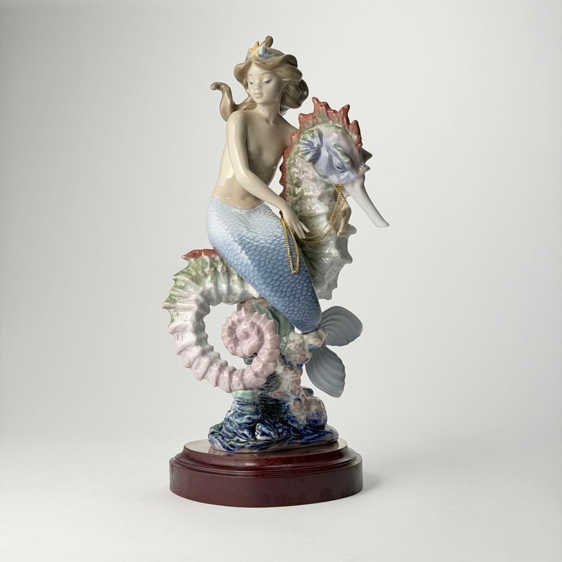 Spanish Porcelain Rare Figurine Seahorse With Mermaid Lladro Base Wooden (1 of 10)