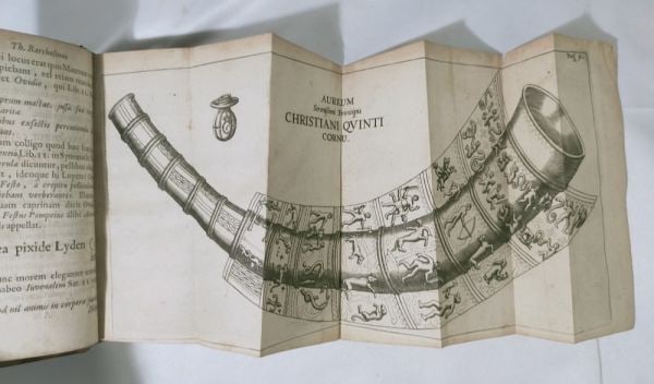 Armillae Antiquities Engravings Jewelry Book 1676 Thomas Bartholin: Armillae Antiquities Engravings Jewelry Book 1676 Thomas Bartholin Item Specifics: Binding: Leather Place Of Publication: Amsterdam Title: De Armillis Veterum Schedion Publisher: Henrici Wetstenii