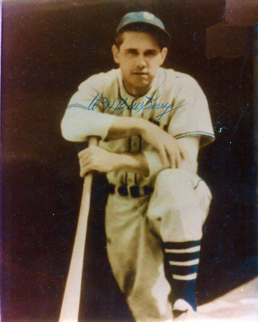 Terry Billy Autographed 8x10 Certified JSA Photo: Terry Billy Autographed 8x10 Certified JSA Photo Terry Billy's autographed 8x10 photo, certified by James Spence Authentication (JSA), features the baseball legend in good condition. The JSA COA
