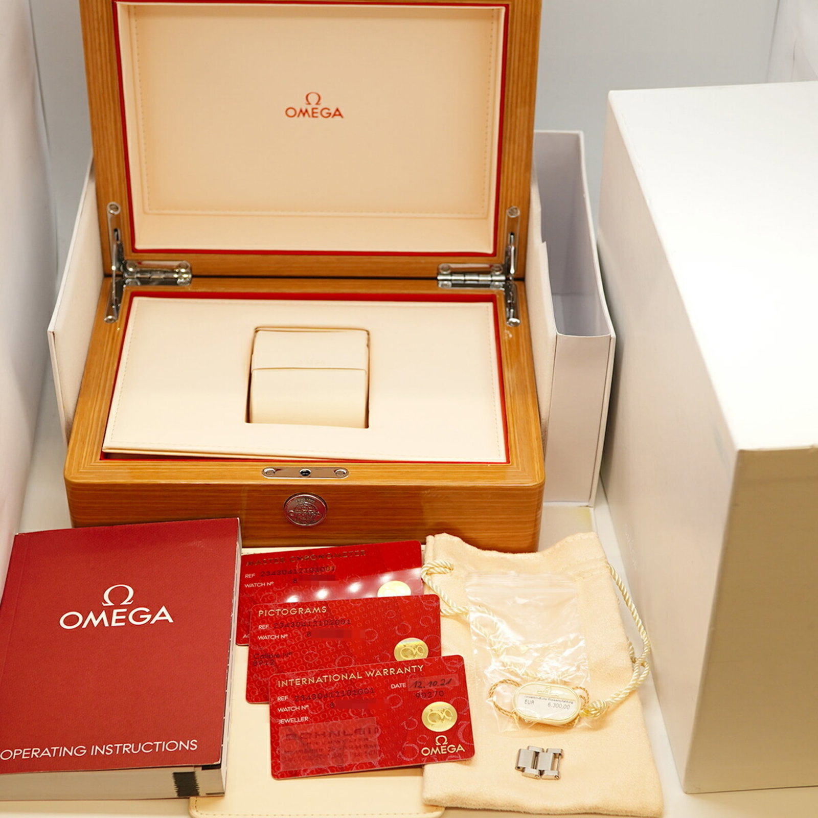 Omega Wristwatch - 10